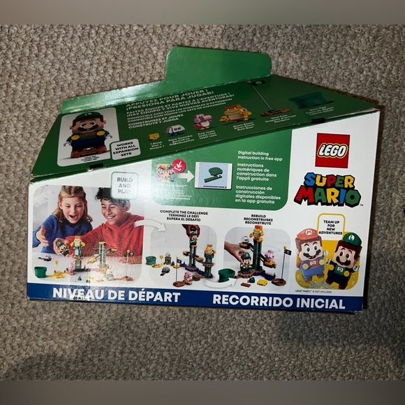 Lego Set 71387 Super Mario Adventures with Luigi Starter Course - Picture 5 of 5